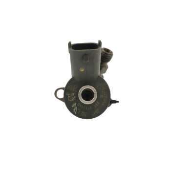 Recambio de inyector para ford focus berlina (cap) ghia referencia OEM IAM 0445110188  