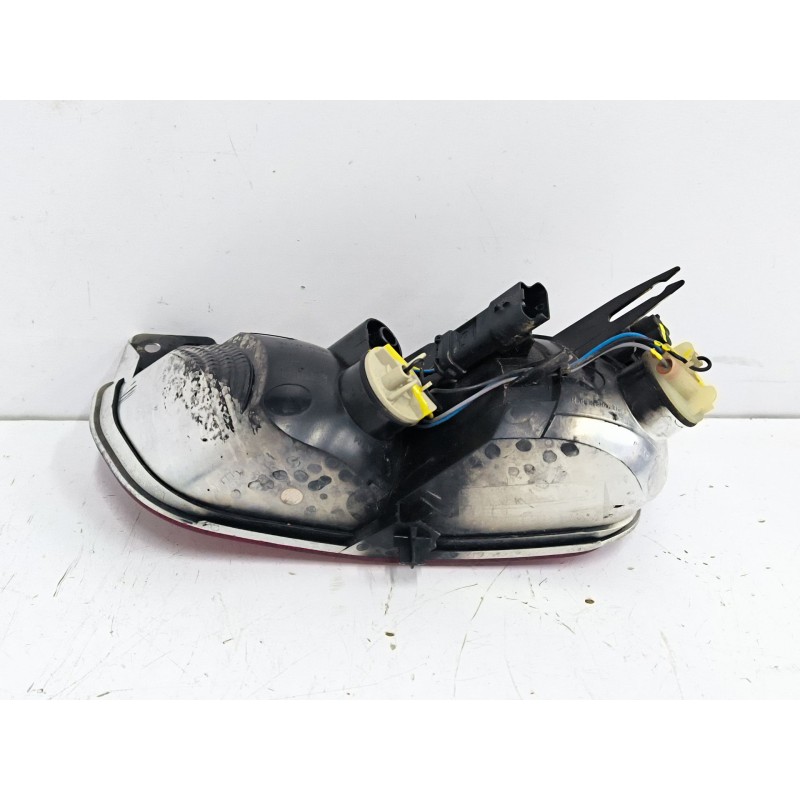 PILOTO TRASERO IZQUIERDO PARAGOLPES