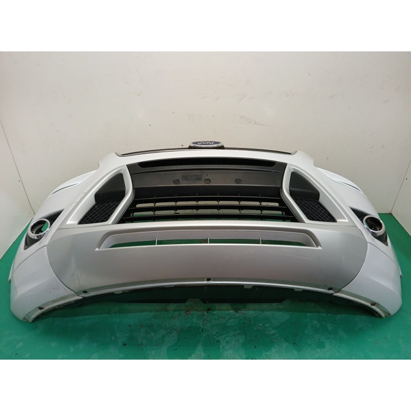 PARAGOLPES DELANTERO