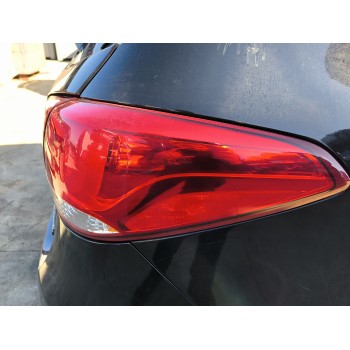 Recambio de piloto trasero derecho para kia carens iv 1.7 crdi referencia OEM IAM   