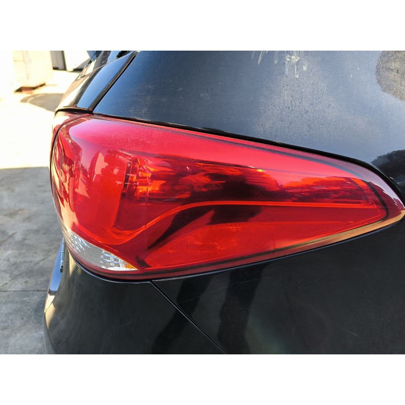 PILOTO TRASERO DERECHO