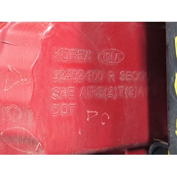 Recambio de piloto trasero derecho para kia carens iii monospace (un) 2.0 crdi 140 referencia OEM IAM 92402100  