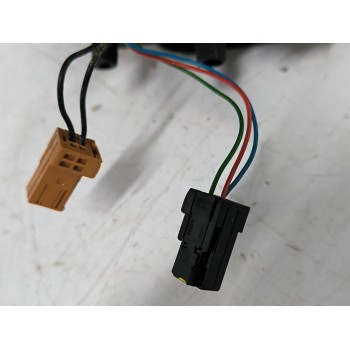 Recambio de retrovisor derecho para peugeot partner tepee 1.6 hdi / bluehdi 75 referencia OEM IAM 232636104  