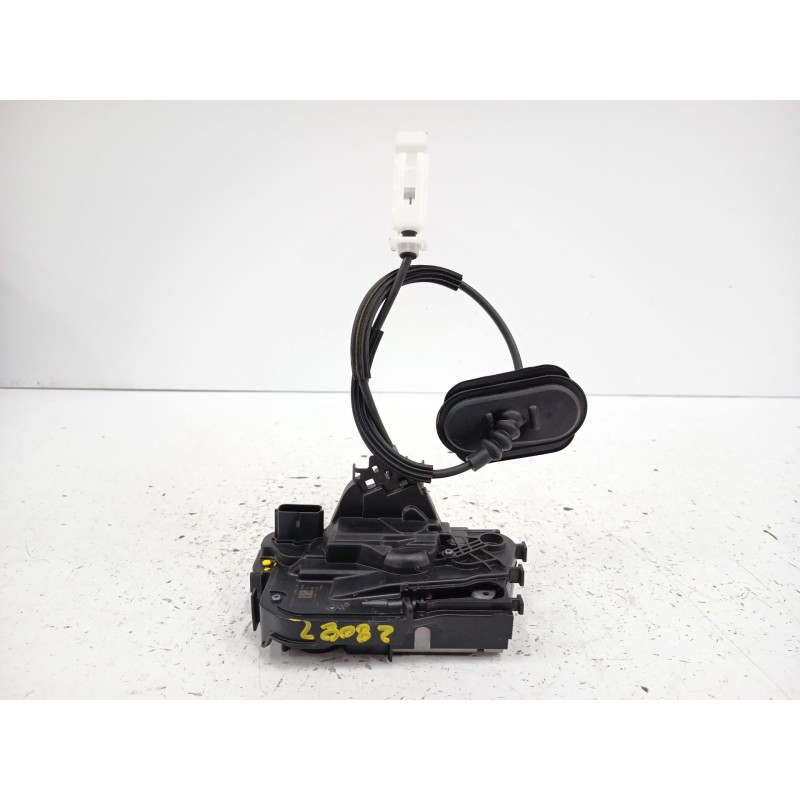 CERRADURA PUERTA TRASERA DERECHA