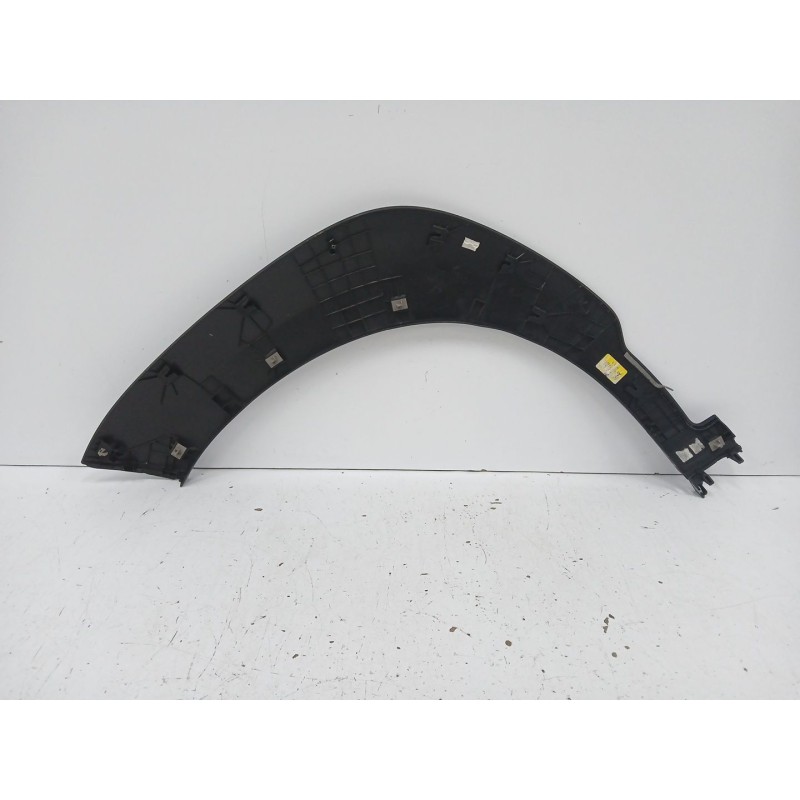 ALETIN DELANTERO DERECHO