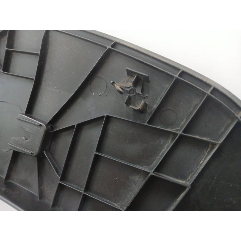 ALETIN DELANTERO DERECHO