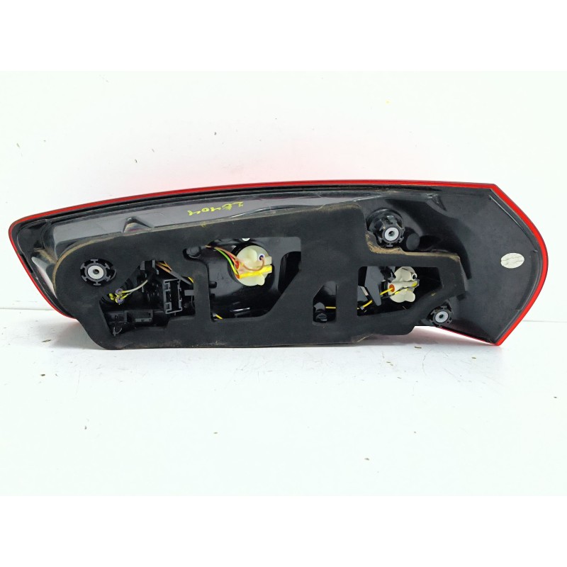 PILOTO TRASERO IZQUIERDO