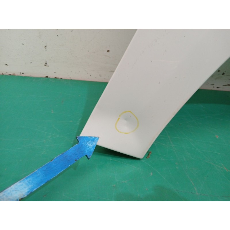 ALETA DELANTERA DERECHA