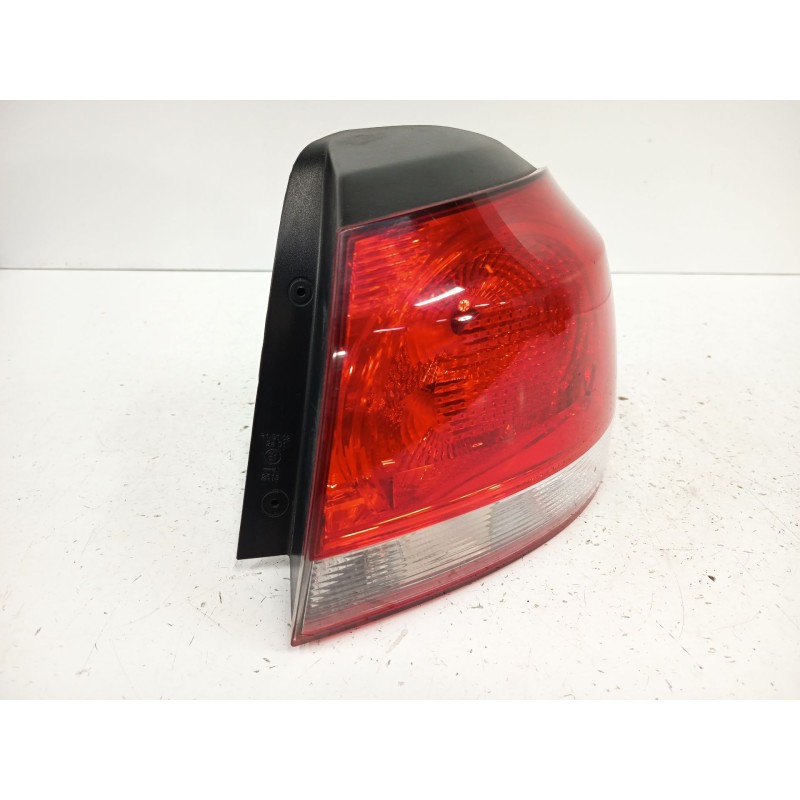 PILOTO TRASERO DERECHO