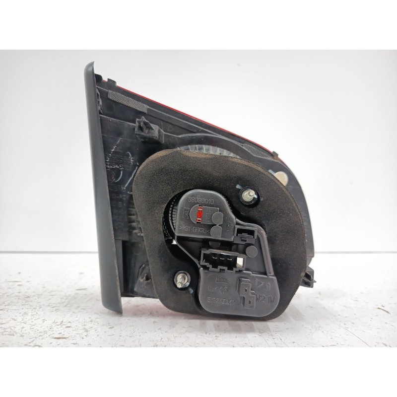 PILOTO TRASERO DERECHO INTERIOR