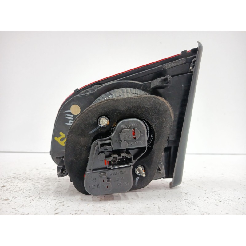 PILOTO TRASERO IZQUIERDO INTERIOR