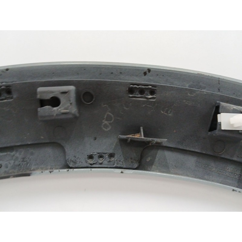 ALETIN DELANTERO DERECHO