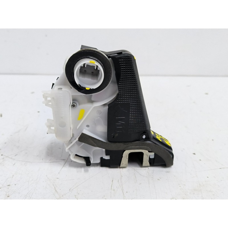 CERRADURA PUERTA TRASERA DERECHA