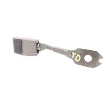 Recambio de enganche cinturon derecho para opel astra twin top 1.6 16v referencia OEM IAM 13188872 TRASERO 