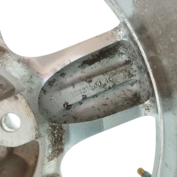 Recambio de llanta para nissan x-trail (t30) 2.2 dci diesel cat referencia OEM IAM  16X6,5JJ40 5H 5X115