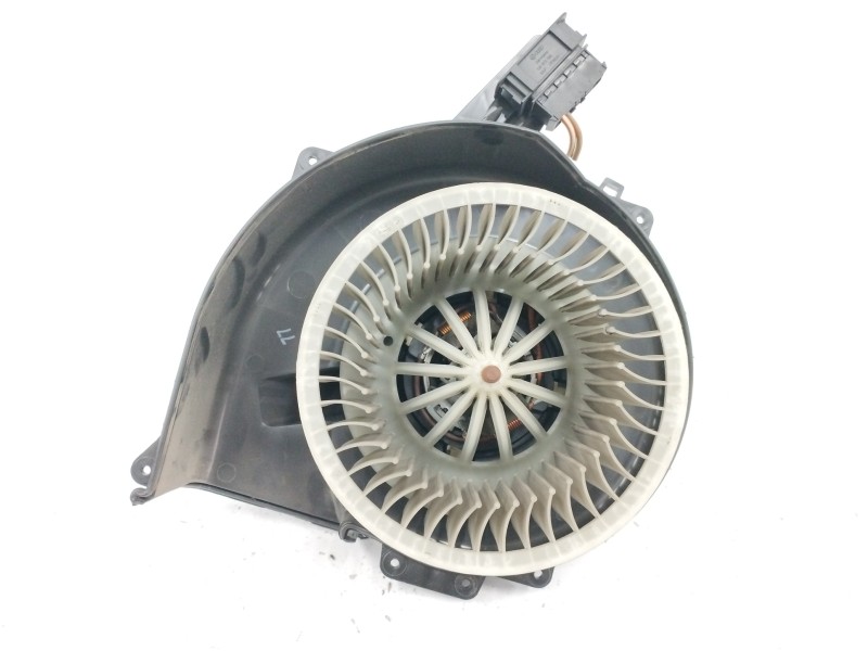 Recambio de motor calefaccion para audi a1 (8x) 1.6 tdi referencia OEM IAM 6Q1819015J  
