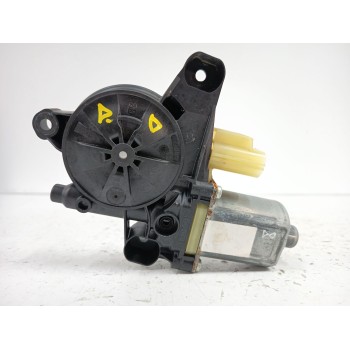 MOTOR ELEVALUNAS DELANTERO DERECHO 