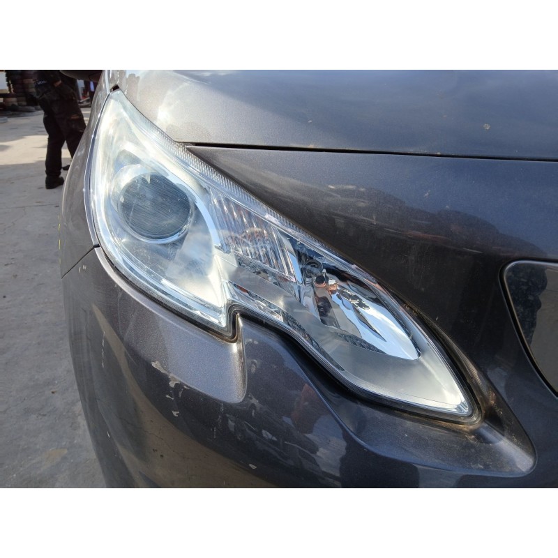 Recambio de faro derecho para peugeot 2008 i (cu_) 1.6 bluehdi 100 referencia OEM IAM   