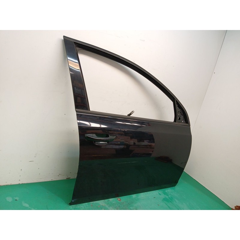 PUERTA DELANTERA DERECHA