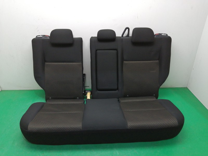 Recambio de asientos traseros para mitsubishi asx (ga0w) motion 2wd referencia OEM IAM   