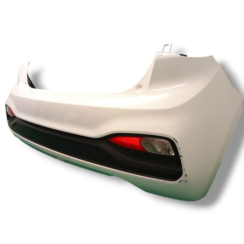 PARAGOLPES TRASERO