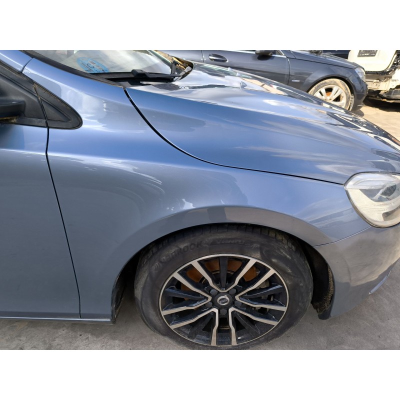 Recambio de aleta delantera derecha para volvo v40 hatchback (525) t2 referencia OEM IAM   