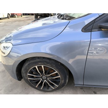 Recambio de aleta delantera izquierda para volvo v40 hatchback (525) t2 referencia OEM IAM   