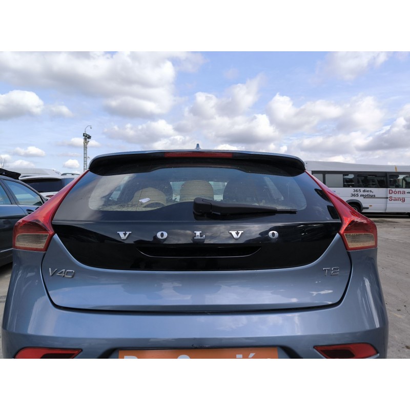 Recambio de porton trasero para volvo v40 hatchback (525) t2 referencia OEM IAM 31457727  