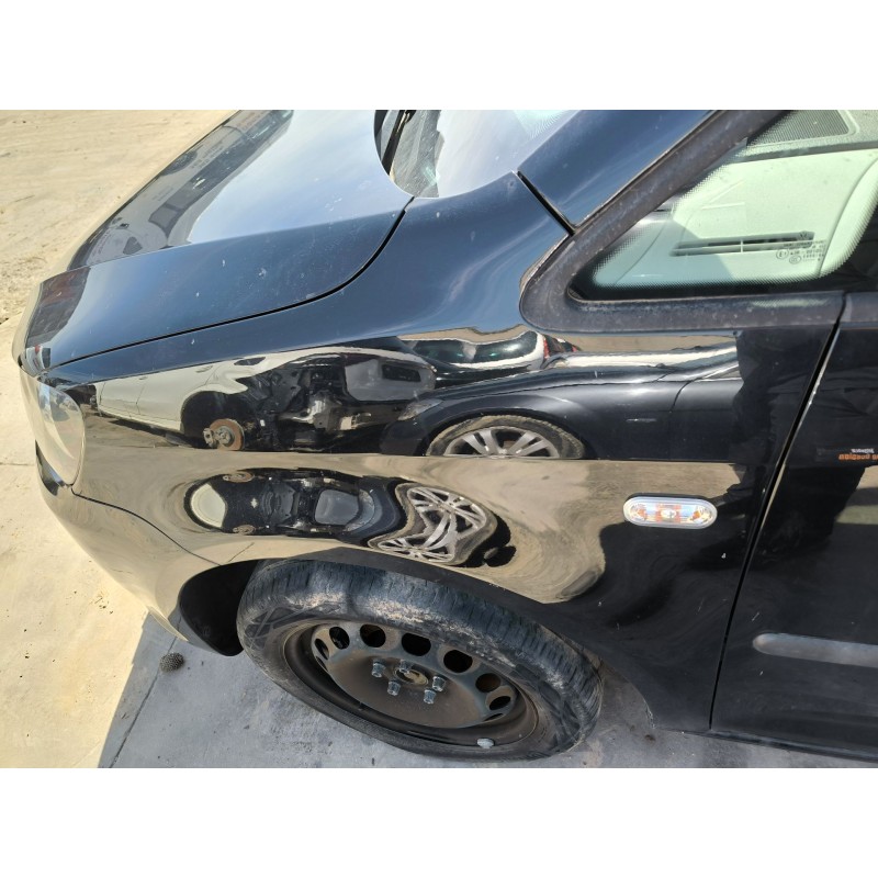 Recambio de aleta delantera izquierda para volkswagen caddy ka/kb (2k) referencia OEM IAM 2K5821021  