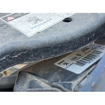 Recambio de faro derecho para peugeot rifter 1.5 bluehdi 100 referencia OEM IAM 9816826880  