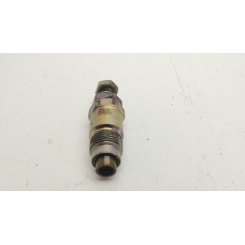 Recambio de inyector para toyota land cruiser (_j7_, _jl7_) 2.4 td (lj70) referencia OEM IAM 263012F  