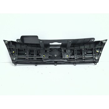 Recambio de rejilla delantera para suzuki vitara (ly) 1.4 t (apk 414) referencia OEM IAM 7212186R0  