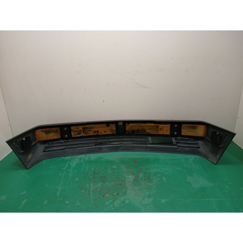 PARAGOLPES DELANTERO