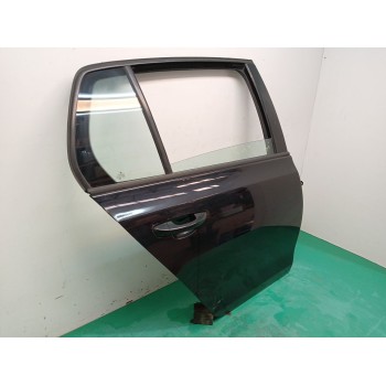 Recambio de puerta trasera derecha para volkswagen golf vi (5k1) 1.4 tsi referencia OEM IAM 5K6833056K  