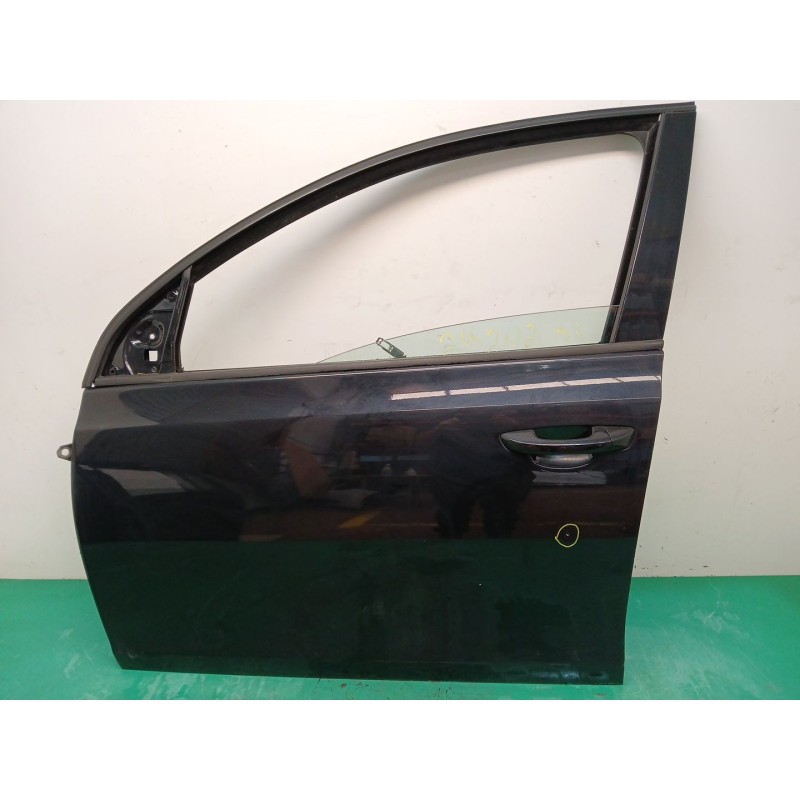 PUERTA DELANTERA IZQUIERDA