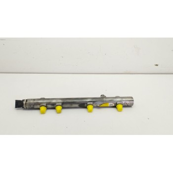 Recambio de rampa inyectora para peugeot boxer furgoneta 3.0 hdi 160 referencia OEM IAM 0445214107  