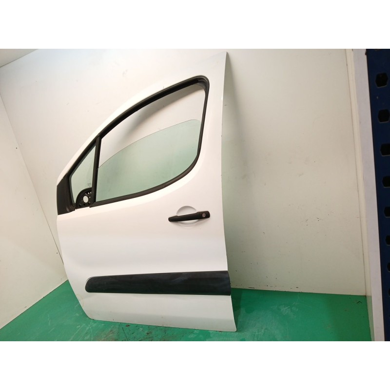 PUERTA DELANTERA IZQUIERDA