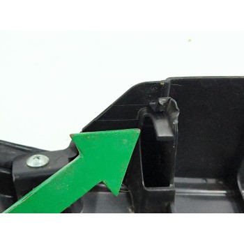 Recambio de rejilla delantera para suzuki vitara (ly) 1.4 t (apk 414) referencia OEM IAM 7212186R0  