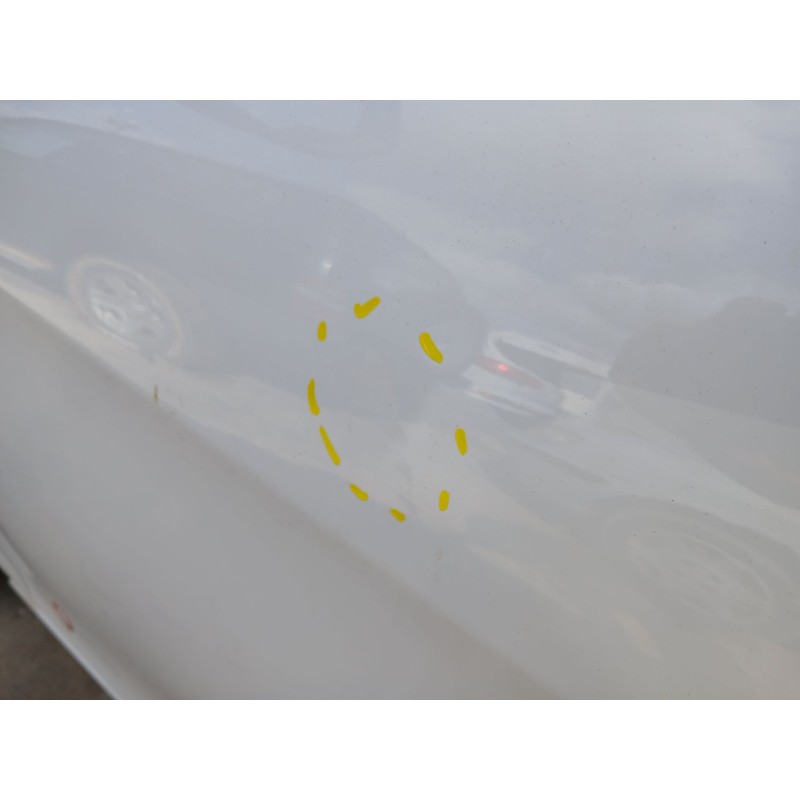 PUERTA DELANTERA IZQUIERDA