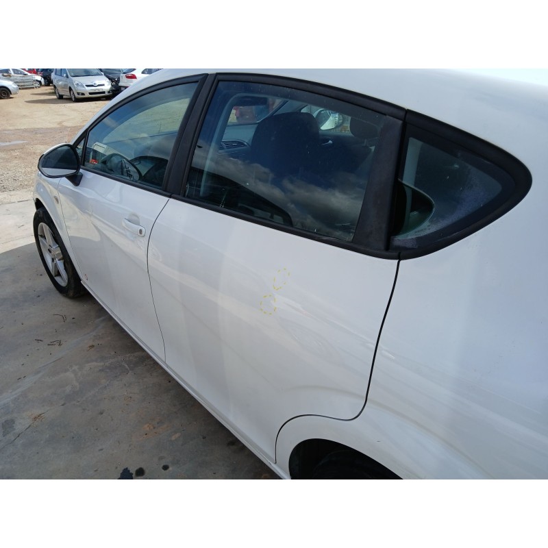 PUERTA TRASERA IZQUIERDA