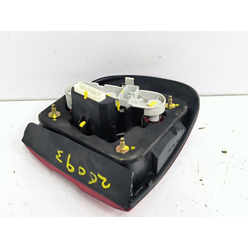 PILOTO TRASERO IZQUIERDO