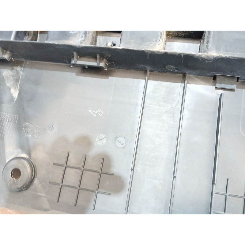 PARAGOLPES DELANTERO