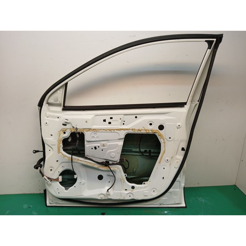 PUERTA DELANTERA DERECHA