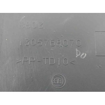 Recambio de molduras traseras para fiat ducato furgoneta (250) 100 multijet 2,2 d referencia OEM IAM 1305768070 DERECHA 