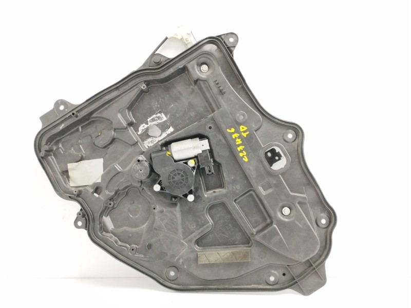 Recambio de elevalunas trasero derecho para mazda 5 berl. (cr) 2.0 diesel cat referencia OEM IAM C2357297X Recambio de elevalunas trasero derecho para mazda 5 berl. (cr) 2.0 diesel cat referencia OEM IAM C2357297X