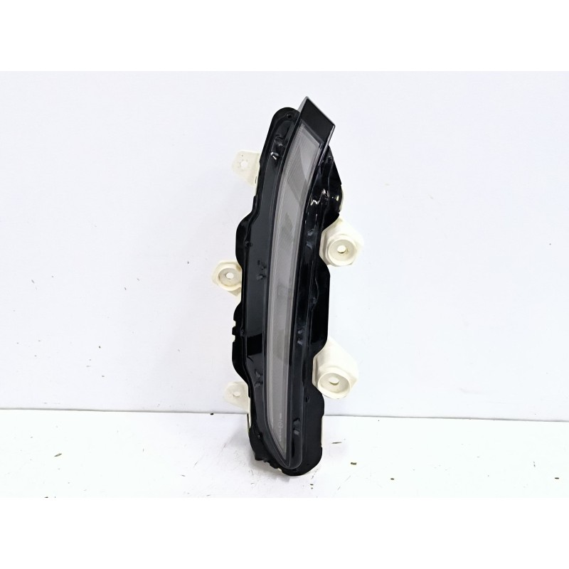 PILOTO DELANTERO DERECHO