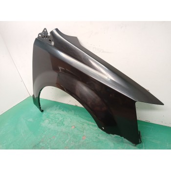 Recambio de aleta delantera derecha para chrysler grand voyager v (rt) 2.8 crd referencia OEM IAM 68067293AA  