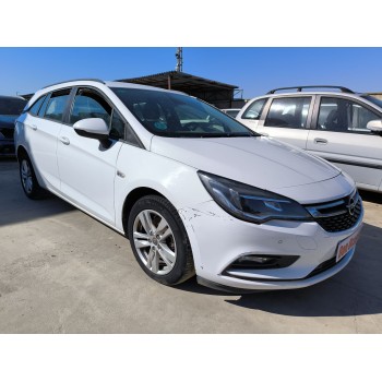 opel astra k sports tourer del año 2017