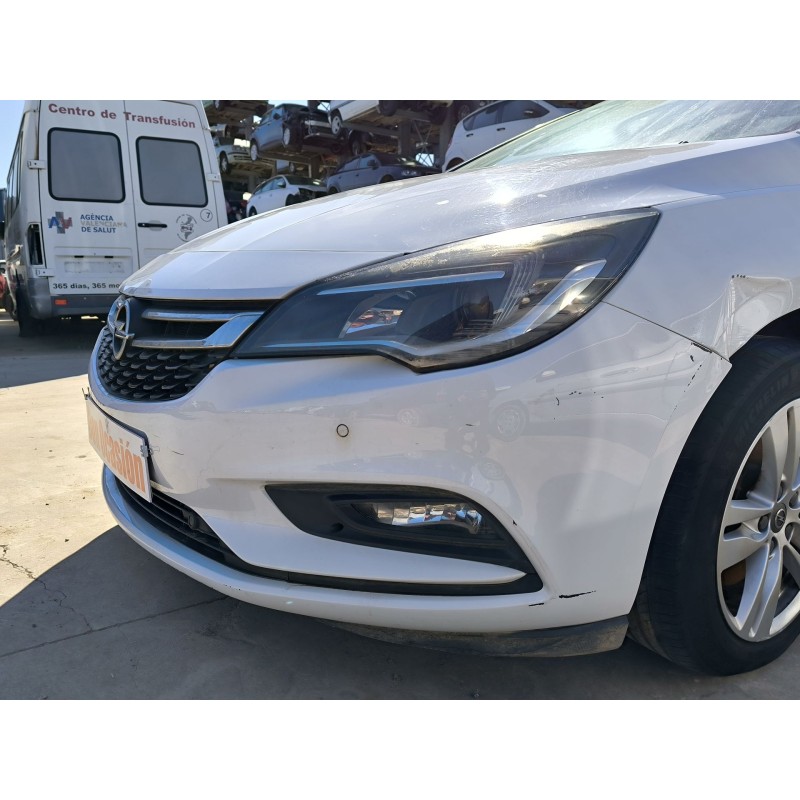 PARAGOLPES DELANTERO