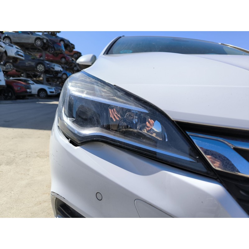 Recambio de faro izquierdo para opel astra k sports tourer referencia OEM IAM   